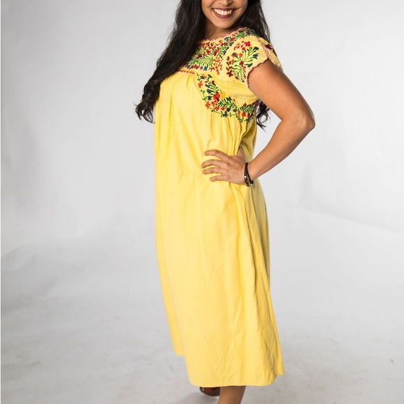 Fun 1970s vintage Yellow Embroidered
Mexican Dress Floral Oaxacan
Cotton - Small - Picture 6 of 14